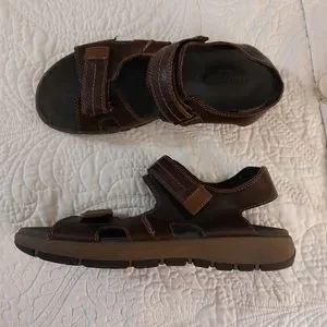 CLARKS COLLECTION CUSHION SOLE COMFORT SLINGBACK SANDALS Clarks | Shoes | Clarks Collection Cushion Sole Comfort  main image 2